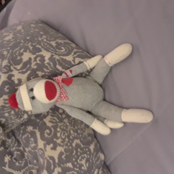 Kathleens' traditional gray sock monkey - Picture 2 of 11